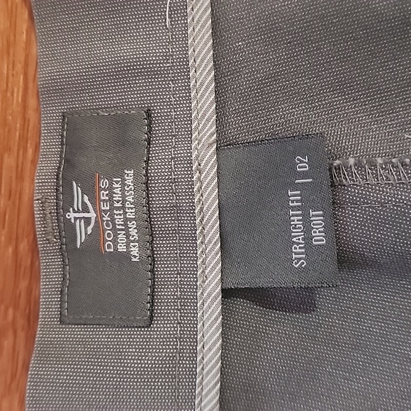 Dockers D2 mens pants size 40 x 32 - Picture 2 of 5